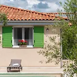 Olea Holiday home