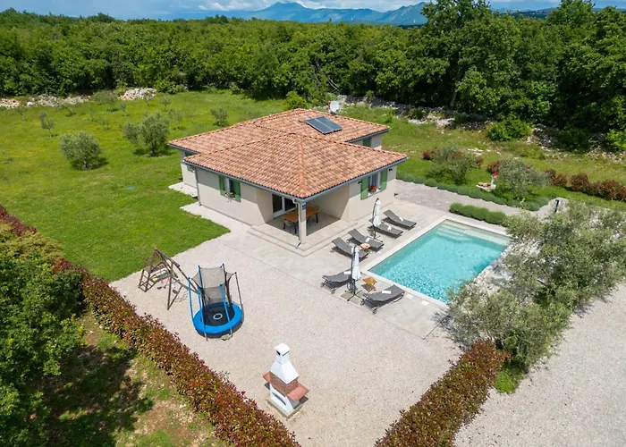 Semesterbostad Olea *